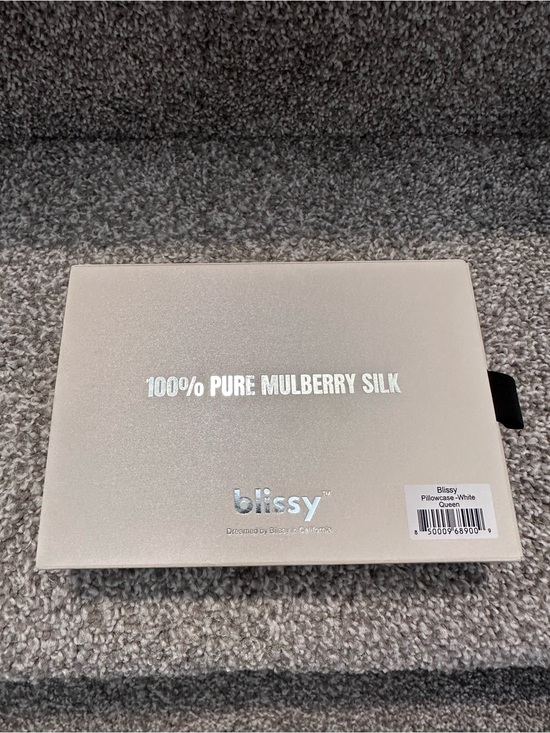 Other - Blissy Mulberry Silk Pillowcase Queen Size White